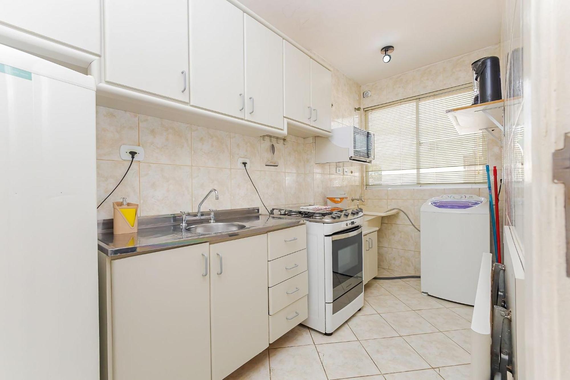 Apartment Ed. Viana Do Castelo | Largo Da Ordem E Shopping Mueller | Gonzaga Curitiba