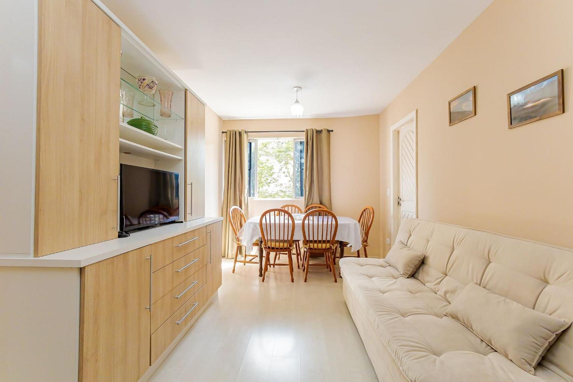 Apartment Ed. Viana Do Castelo | Largo Da Ordem E Shopping Mueller | Gonzaga Curitiba