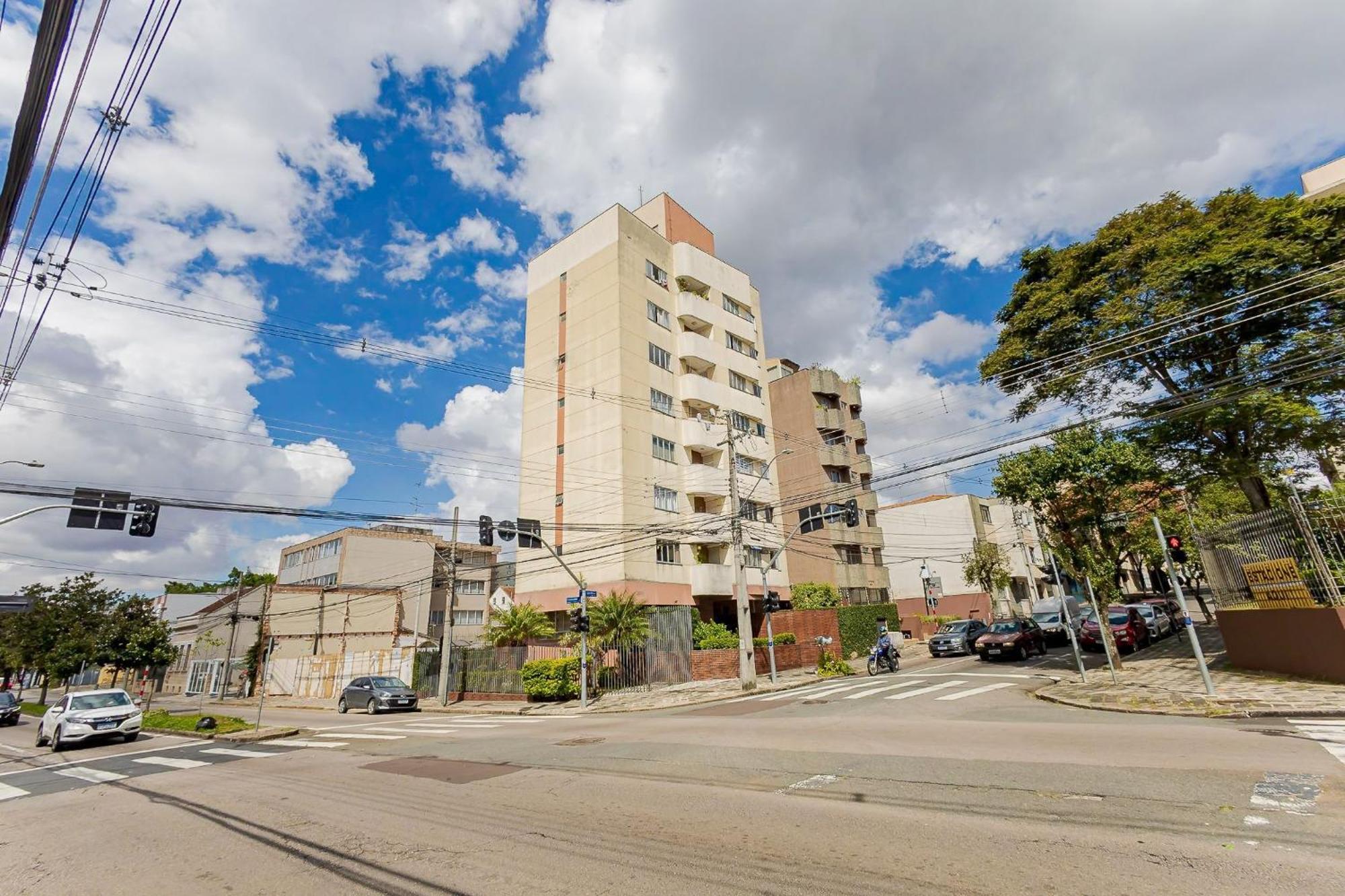 Ed. Viana Do Castelo | Largo Da Ordem E Shopping Mueller | Gonzaga